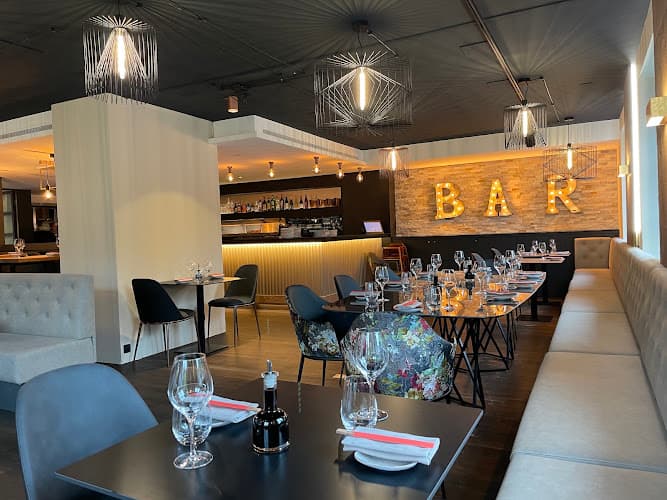 Barfüsser Sushi Bar & Lounge Adliswil — Bar in Adliswil