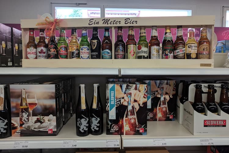 Rio Getränkemarkt — Weinhandlung in Adliswil