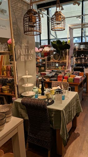 BUTLERS@home24 Zürich Sihlcity — Geschaeft in Zürich