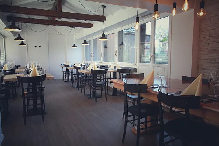 Punto 9 — Restaurant in Dübendorf
