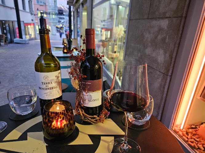Wein Treffpunkt — Bar in Schaffhausen