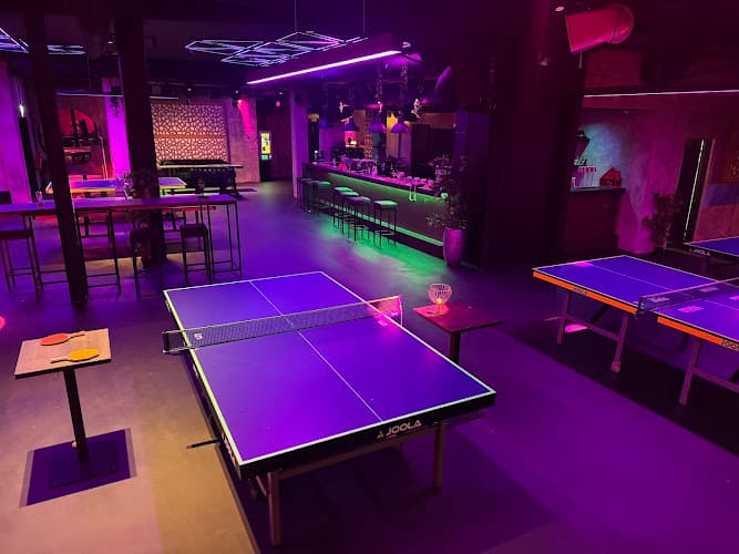 Ping Pong Lounge Oerlikon — Fitnessstudio in Zürich