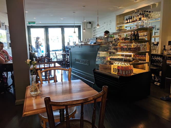 Franzos Coffee Shop — Restaurant in Zürich