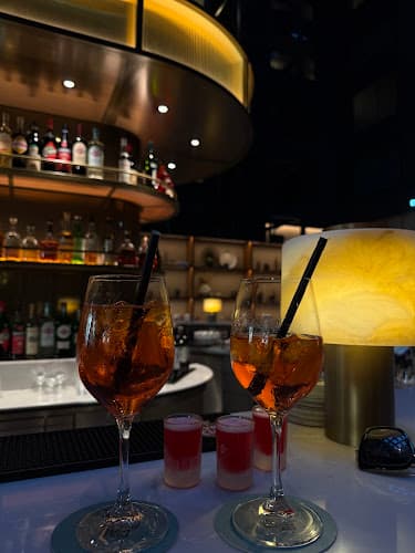 Atrium Bar & Lounge — Bar in Kloten