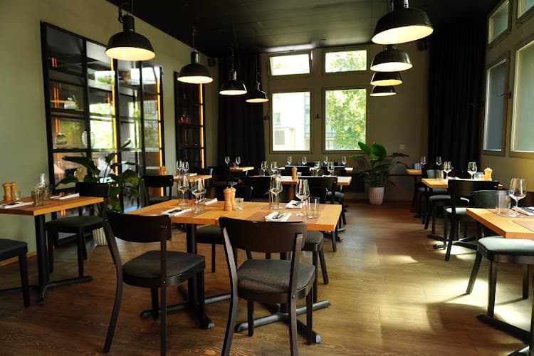 Restaurant 66 — Restaurant in Kloten