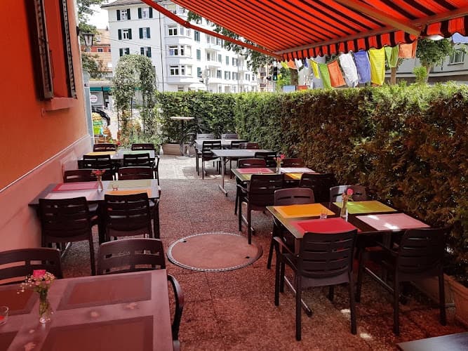 Shangrila Tibet Restaurant — Restaurant in Zürich
