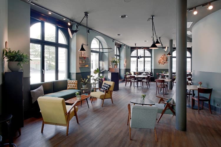 Limmathof — Restaurant in Zürich