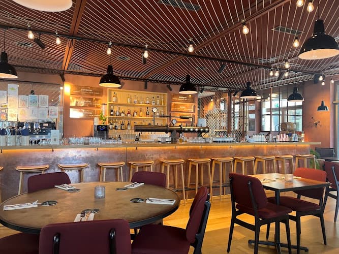 Restaurant HOP UP Hardwald — Restaurant in Wallisellen