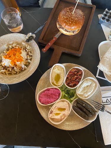 Lalu Lounge — Restaurant in Dietlikon