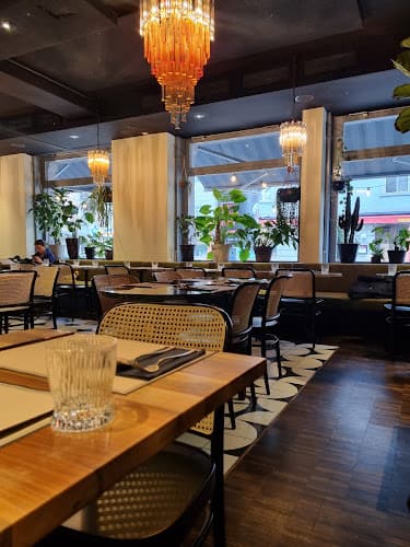 Co Chin Chin Brasserie — Restaurant in Zürich