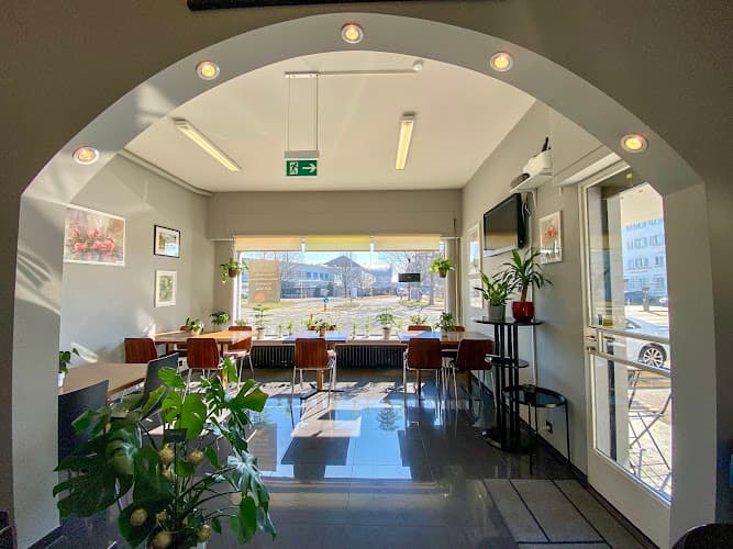 Khao Gaeng Thai Bistro — Restaurant in Dübendorf