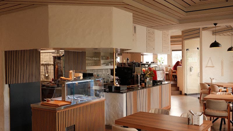 Memuzin Restaurant & Cocktail Bar