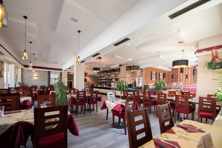 Restaurant La Stazione Pizzeria Kurier — Restaurant in Schwerzenbach