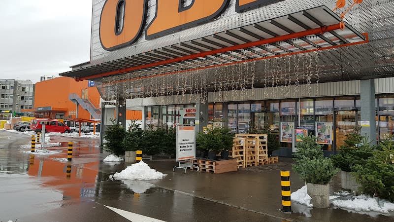 OBI Markt Volketswil — Geschaeft in Volketswil