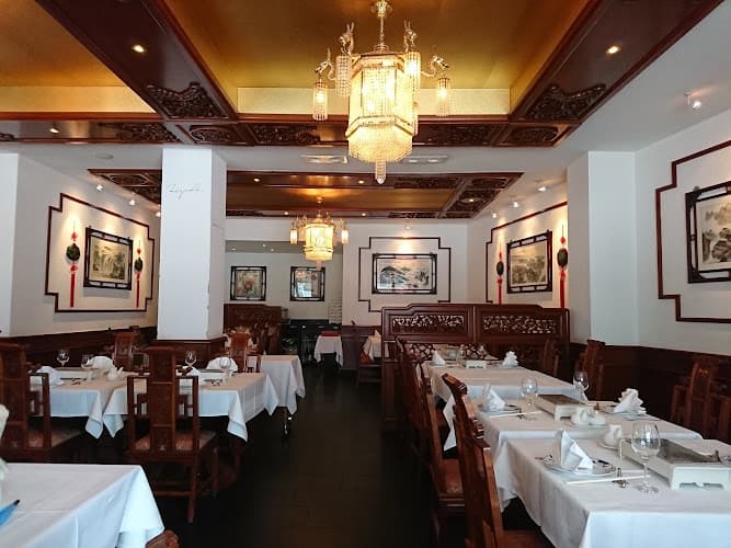 Suan Long — Restaurant in Uster