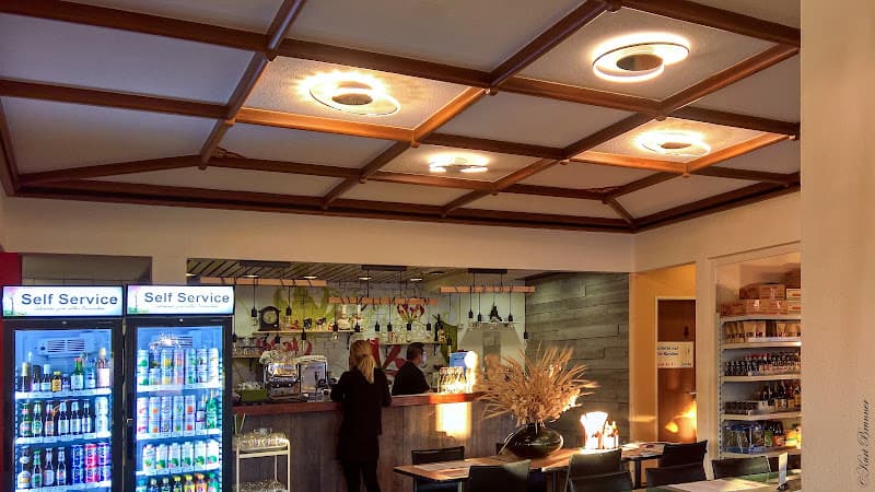 Zehn Eat & Shop — Restaurant in Männedorf