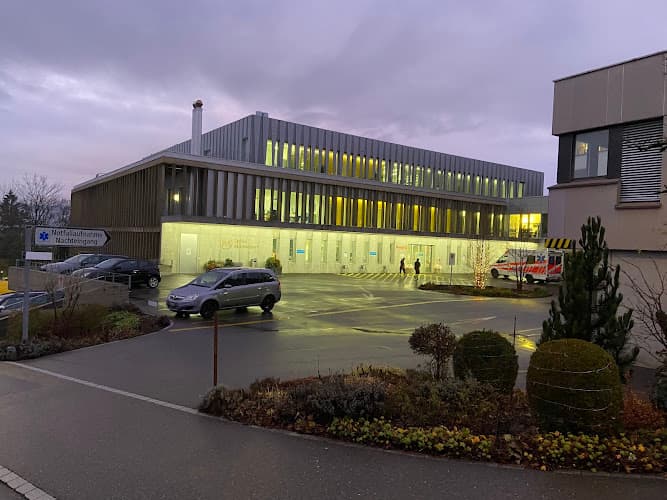Notfallstation — Arzt in Männedorf