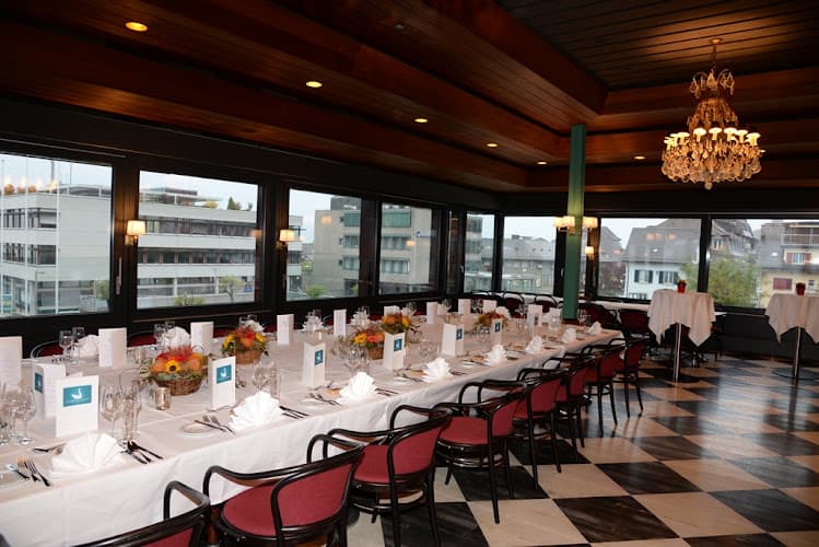 Schinzenhof — Restaurant in Horgen