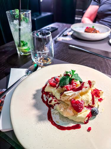 Live - Italian Fusion Restaurant — Restaurant in Zürich