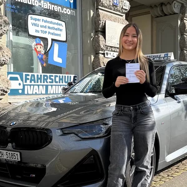 Mikulic Fahrschule Zürich | Fahrstunden & VKU — Fahrschule in Zürich (Bild 3)