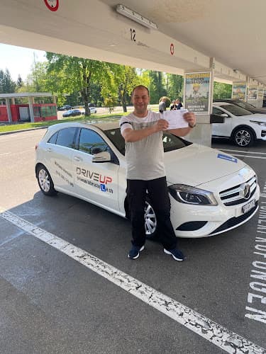 Driveup Fahrschule — Fahrschule in Zürich