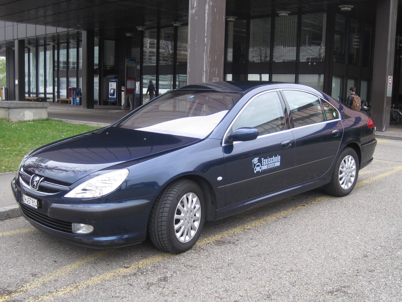 Taxischule Zürich GmbH — Fahrschule in Zürich