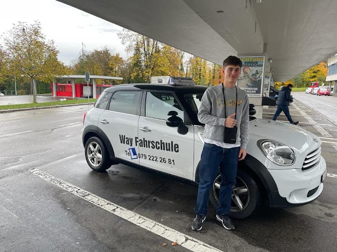 WAY FAHRSCHULE 8004 Zürich — Fahrschule in Zürich