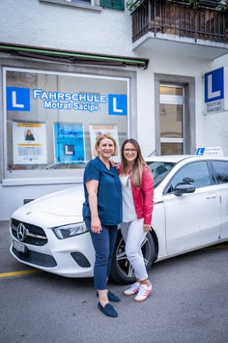 Motrat Sacipi — Fahrschule in Zürich