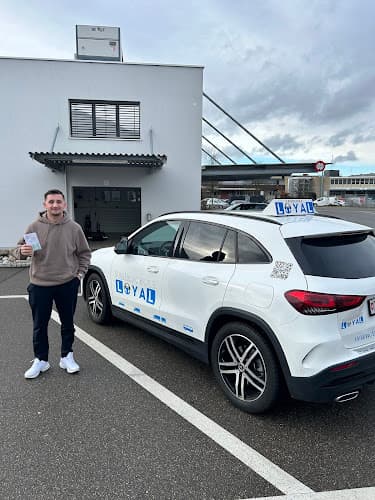 Fahrschule LOYAL — Fahrschule in Weiningen