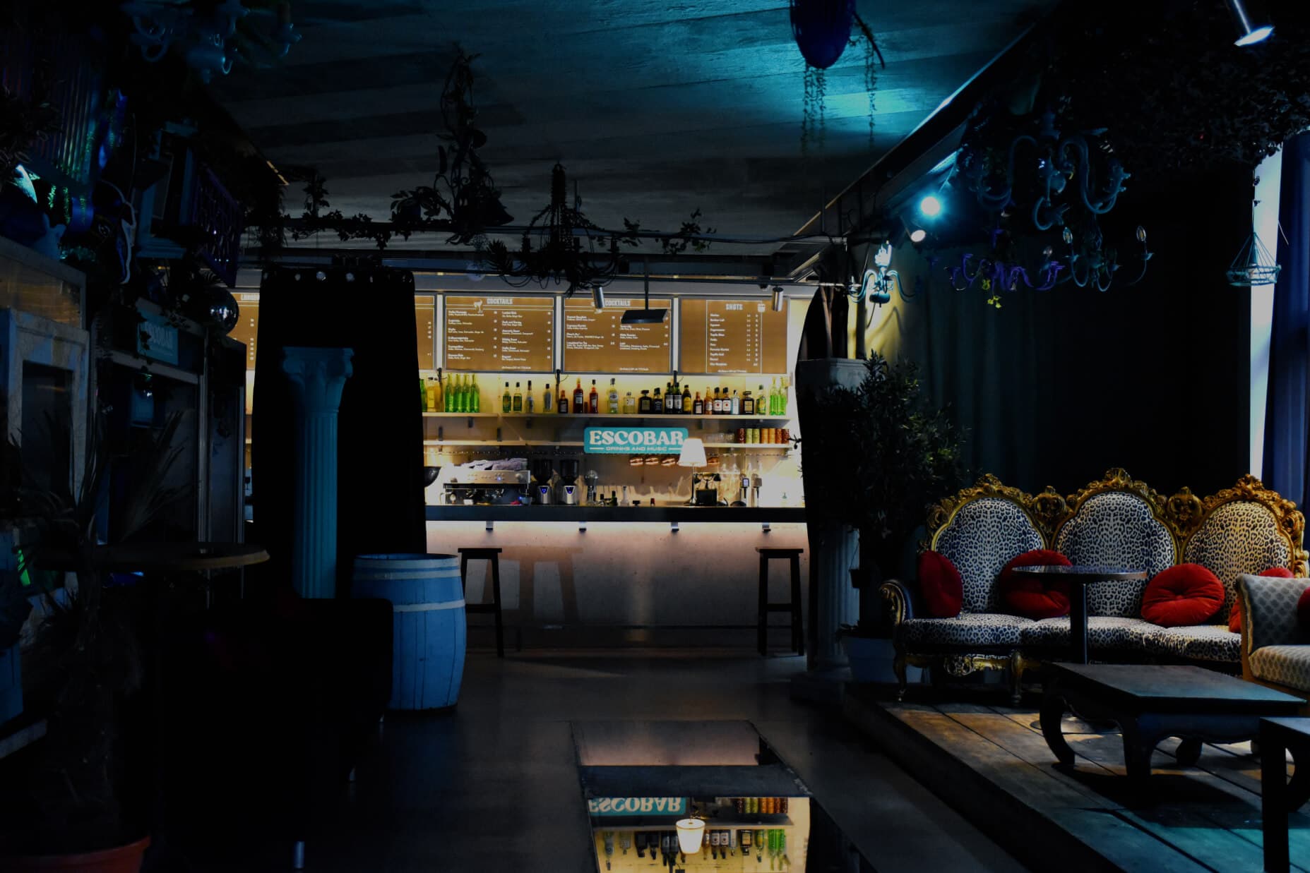 RAUM 84 - Karaoke - Bar - Ping Pong - Beer Pong - Partylocation — Bar in Zürich (Bild 2)