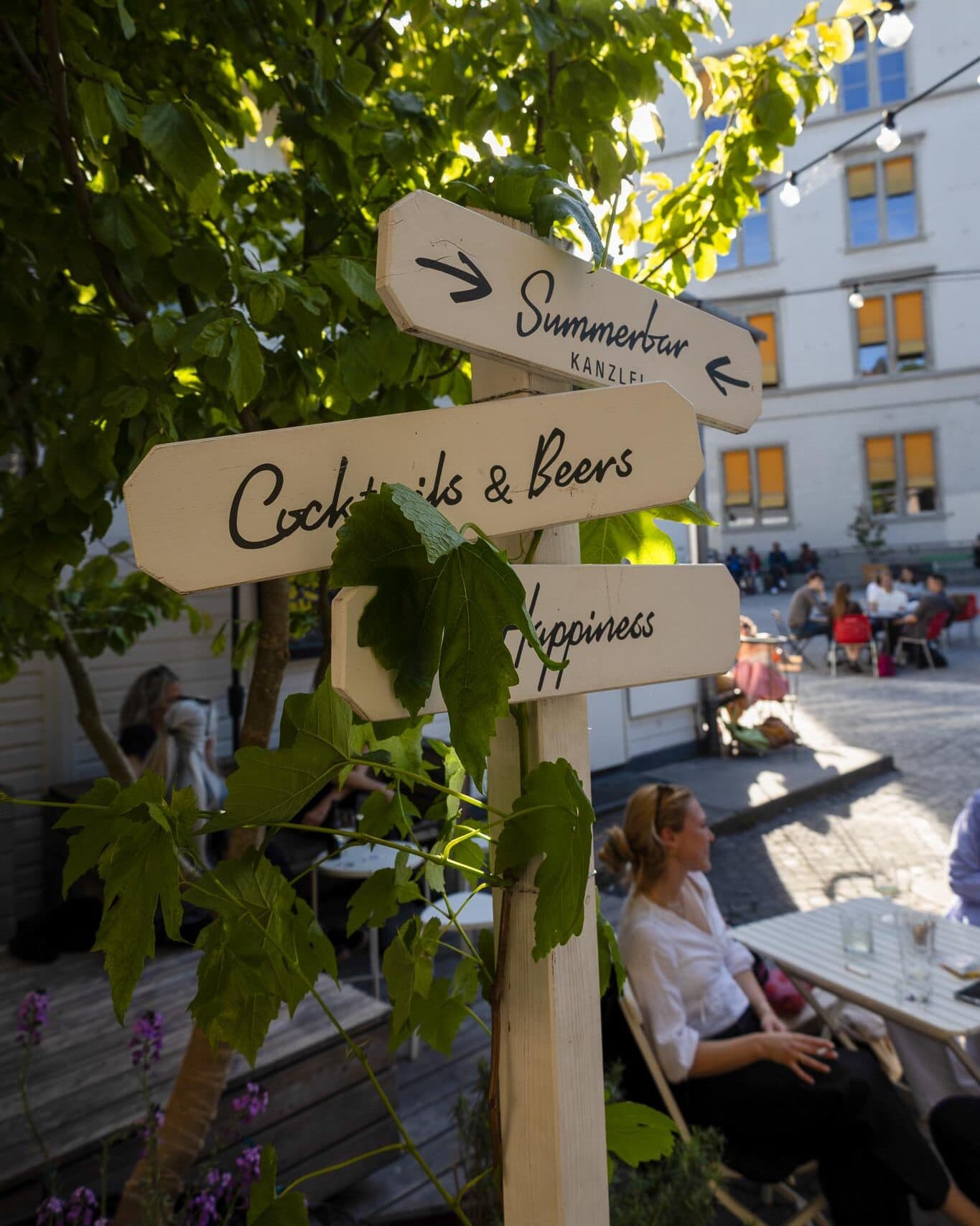 Summerbar Kanzlei — Bar in Zürich (Bild 2)