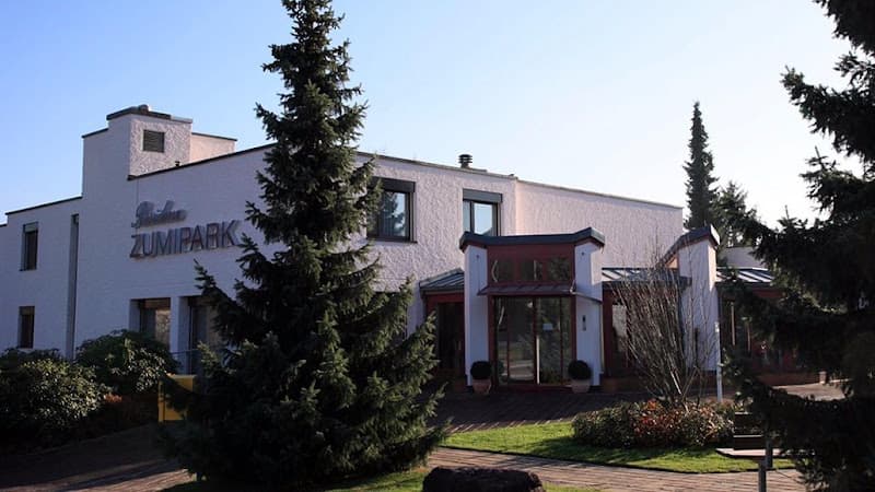 Zumipark — Sonstige in Zumikon