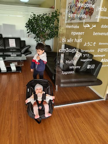 Dr. Anas Wassouf — Zahnarzt in Opfikon