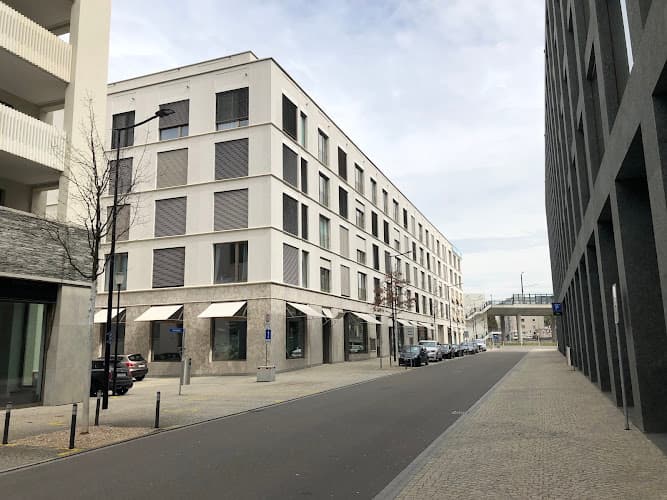 IN MOTION Zentrum für Orthopädie & Neurochirurgie — Arzt in Wallisellen