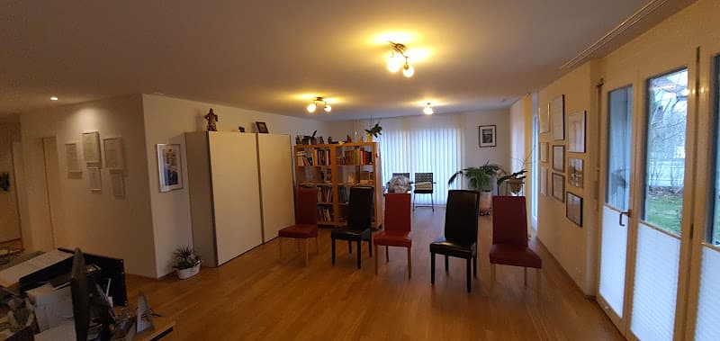 Dr. Eva Reimer — Naturheilpraktiker in Dübendorf