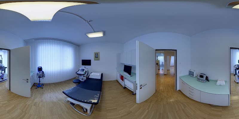 Dr. med. David Koller, FMH Kardiologie und Innere Medizin — Arzt in Affoltern am Albis