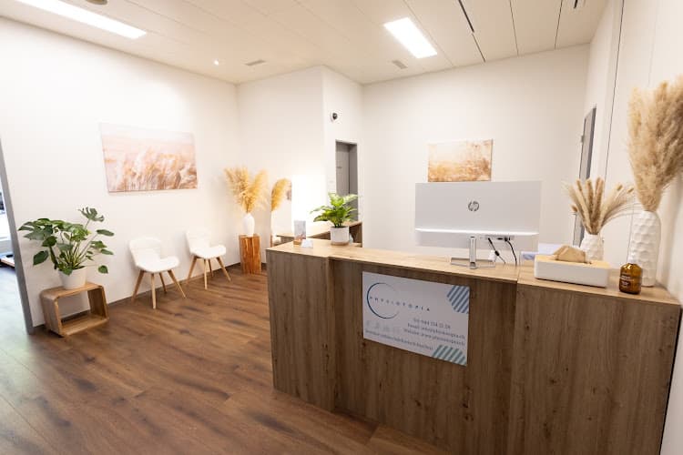 Physiotopia Praxis Dietikon - Physiotherapie, Lymphdrainage & Massage — Physiotherapie in Dietikon