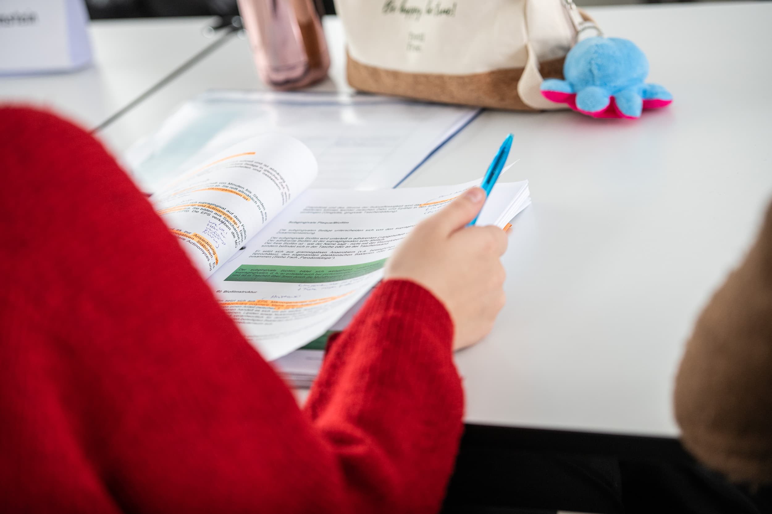 Prophylaxe Zentrum Zürich: Höhere Fachschule für Dentalhygiene — Zahnarzt in Zürich
