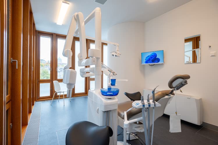 zahnarztzentrum.ch am HB - Zahnarzt & Zahnreinigung — Zahnarzt in Zürich
