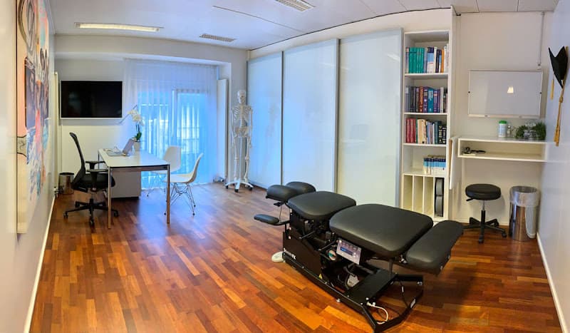 Chiropraktik - Dr. Ewa Hug — Naturheilpraktiker in Zürich