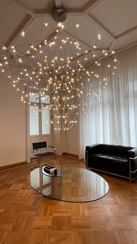NEOYOU — Arzt in Zürich