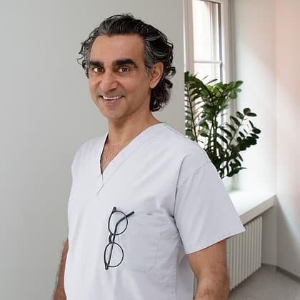Zahnarzt Zürich Dr. med. dent. Amir Pourmand — Zahnarzt in Zürich (Bild 2)