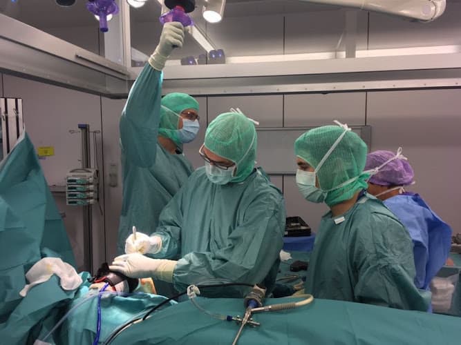 PD Dr. med. Patrick Vavken Schulter- und Ellenbogenchirurgie Zürich — Arzt in Zürich