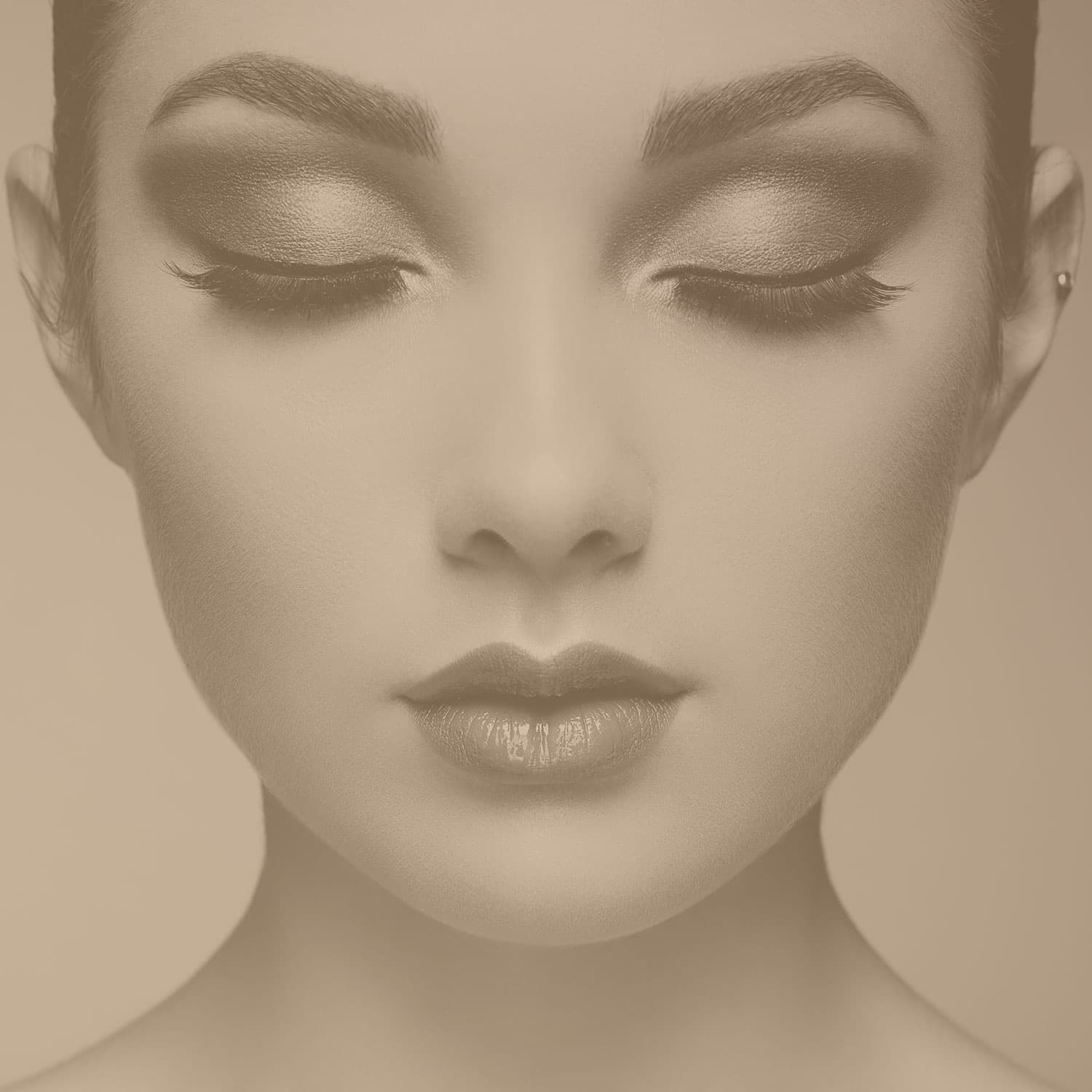 SwissmedGlow - Your natural Beauty to GLOW — Kosmetikstudio in Zürich (Bild 3)