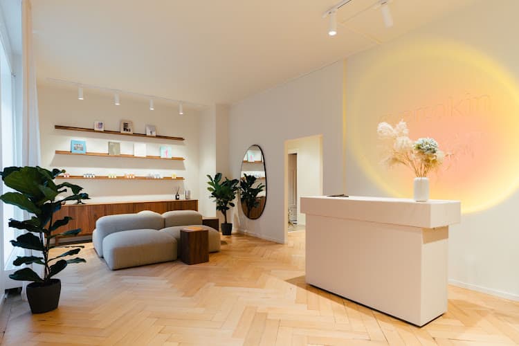 everskin | skin longevity lab — Kosmetikstudio in Zürich