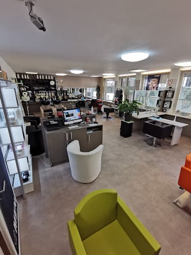 Fashion Hair Coiffeur — Coiffeur in Zürich
