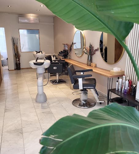 Coiffure Mario & Beauty — Coiffeur in Zürich