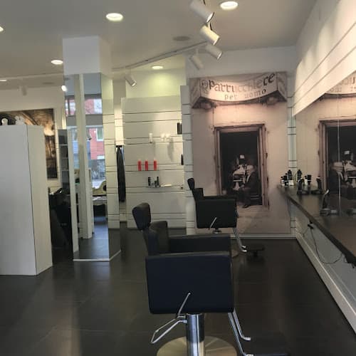 Hair Stylist -New Generation — Coiffeur in Zürich