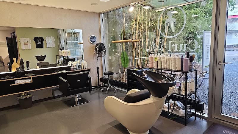 Curl-ish - Regensbergstrasse — Coiffeur in Zürich