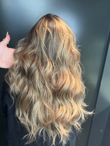 Coiffeur Saleh HB — Coiffeur in Zürich